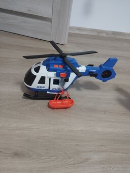 Rôzne autá, stanice - 2