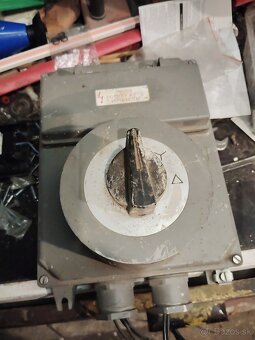 prepínač hviezda/ trojuholník - 2