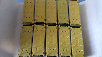 Relé HU 170 102 - 2