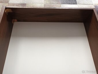 Šuplík pod posteľ - 2