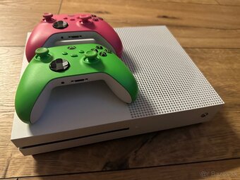 Xbox one s - 2
