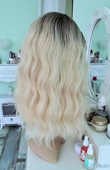 Blond ombre parochňa s vlnkami - 2