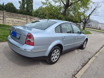 Predám Volkswagen Passat 5.5 1.9 TDI 96kw M6 r.v.2004 - 2