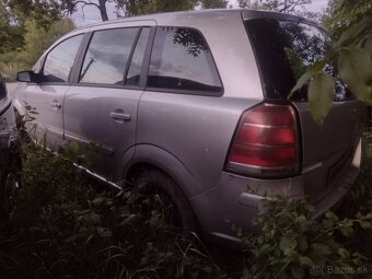 Predám Opel Zafira B 1.9 CDTI na náhradné diely - 2