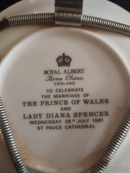 Lady Diana  Royal Albert 1981 - 2