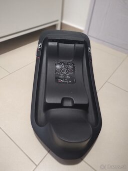 Autosedačka (vajíčko) Cybex + Isofix + adaptéry - 2