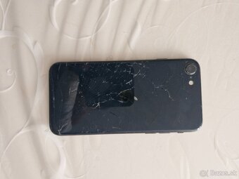 Predám Iphone SE 2022 - 2