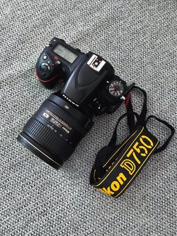 Nikon 24-120mm F4 G AF-S - 2