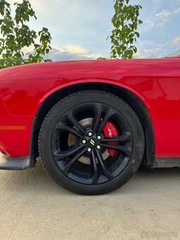 Dodge challenger 5.7 Hemi - 2