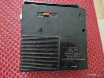 Predám retro rádio prijímač VEGA 402 sovietskej výroby. - 2