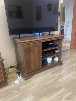 Komoda pod TV - 2