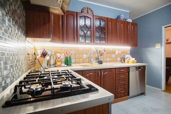 Veľký 3-izbový byt na ul. Šafárikova, Nové Zámky – 82,08m2 - 2