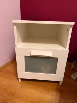 Nočný stolík - 2