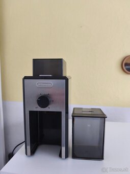 Mlynček na kávu Delonghi - 2