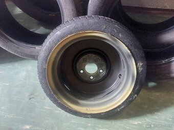 Nahradna Rezerva do osobneho auta - 2