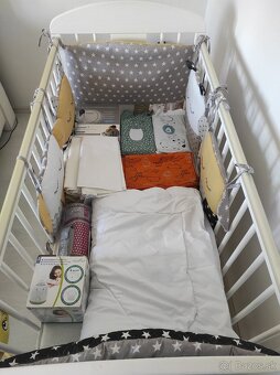 Detská postieľka s príslušenstvom - 2