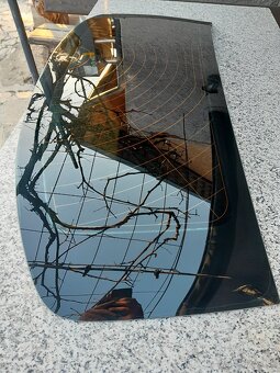 Sklo kufra BMW X3 F25 - 2