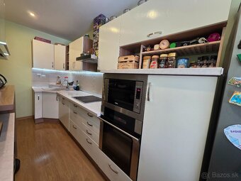 Kuchynská linka - 2