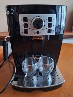 Predám kávovar DeLonghi Magnifica S ECAM - 2