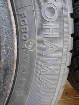 185/60 R14-zimne Yokohama - 2