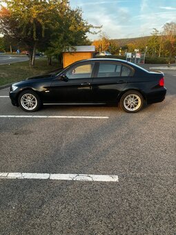 BMW 318i - 2