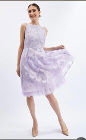 Svetlo fialové dámske šaty ORSAY - 2