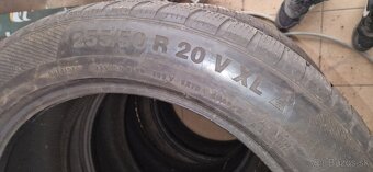 Predám pneumatiky Continental 255/50 R20 Zimné. - 2