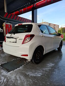 Toyota yaris - 2