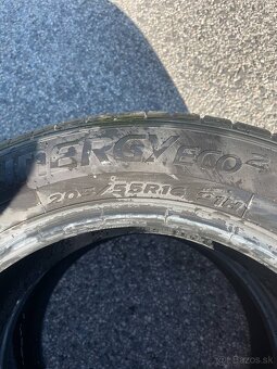 Letné pneu Hankook 205/55 r16 - 2