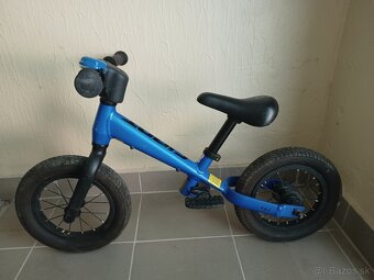 Odrazadlo GIANT 12" hlinikovy ram - 2