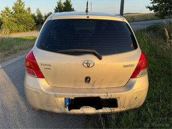 Toyota Yaris 1.0 111510 km - 2