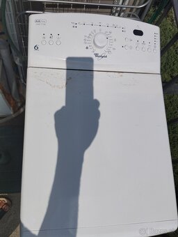 Práčka Whirlpool funkčná na náhradné diely - 2