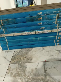 Predám dlažbu cemento slate 60x60 lesklá. - 2