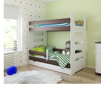 Posteľ + komoda - 2