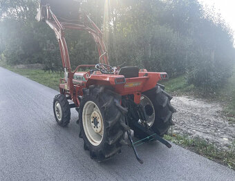 Traktor Kubota L1 265 - Kompaktní a spolehlivý pomocník pro - 2