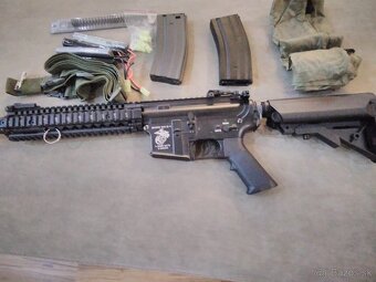 Airsoft puška M4 - 2
