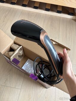 Naparovacia žehlička Philips Steam & Go - 2