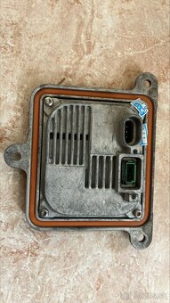 Xenónová riadiaca jednotka, štartér xenónu 10R-044663 - 2