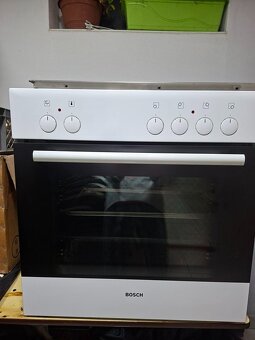 vstavaný sporák BOSH - 2