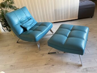 KOZENE KRESLO S TABURETKOU - 2