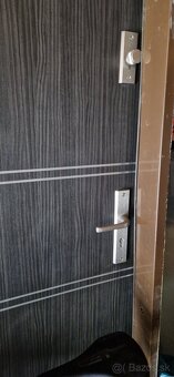 Predam dvere ľavé 80 - 2