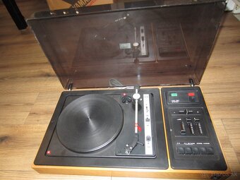 Gramofón TESLA NZC 160 - 2