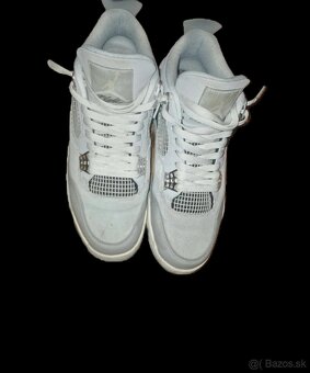 Jordan 4 frozen moments - 2