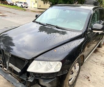 Rozpredam Volkswagen Touareg 2.5 TDI - 2