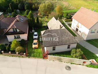 ✅ REZERVOVANÉ ✅ : Rodinný dom s krásnym pozemkom a potôčikom - 2