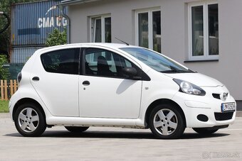 Toyota Aygo 1.0 benzín 95000km - 2
