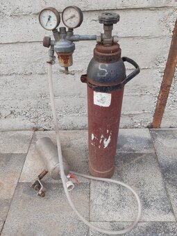 C02 flasa povodne vyroba sody - 2
