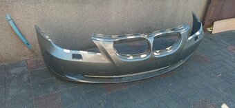 Predám predný naraznik na BMW E60 - 2