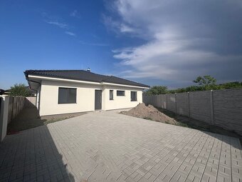 4 izbový  dom v prevedení štandard+oplotenie+ brána+ zámková - 2