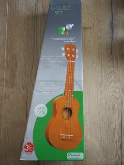Ukulele - 2